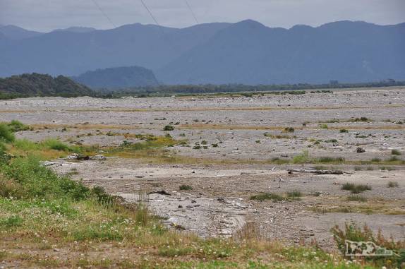 Cinzas e entulho vulcânico que destruíram a antiga cidade de Chaitén, no sul do Chile